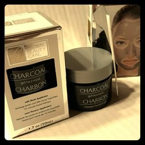 NIB Charcoal Gel Face Mask- 15 min Facial Therapy